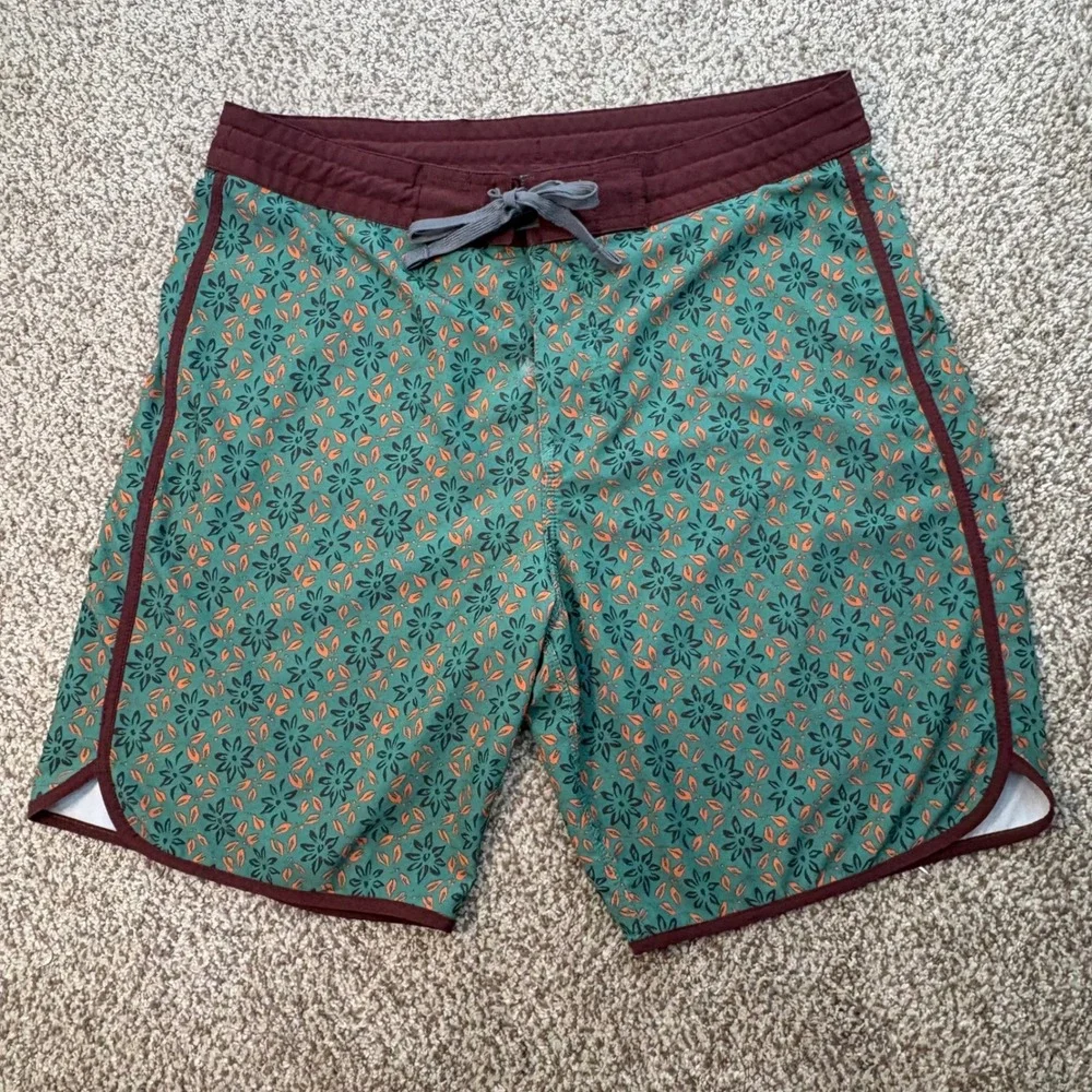 PRANA Men's Boardshort 31 Green Cove Geo Floral 8